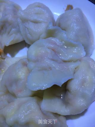 胡萝卜玉米瘦肉饺子的做法步骤：7