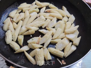 炒玉米笋的做法步骤：4
