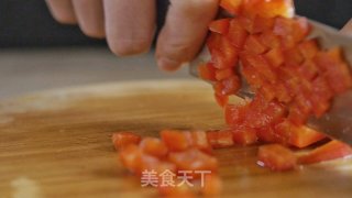来嘛？请你吃6块钱的香菇披萨的做法步骤：4
