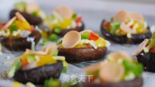 来嘛？请你吃6块钱的香菇披萨的做法步骤：10