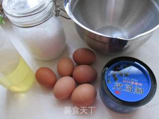 黑枸杞海绵蛋糕的做法步骤：1