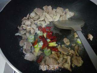 芹菜炒肉的做法步骤：7
