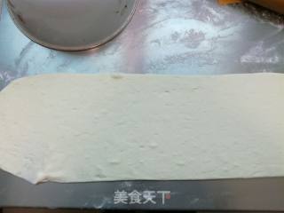 发面豆沙盘龙饼的做法步骤：4