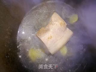 回锅肉的做法步骤：1