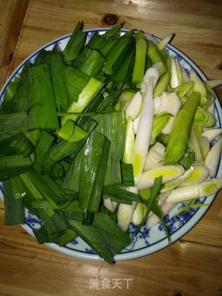 回锅肉的做法步骤：3
