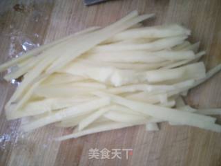 腊肉土豆丝的做法步骤：2