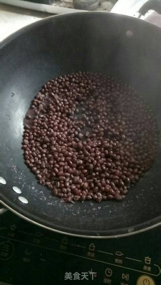 红豆沙的做法步骤：2