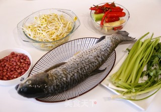 万州烤鱼的做法步骤：1