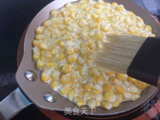 华丽丽的芝士玉米烙的做法步骤：9