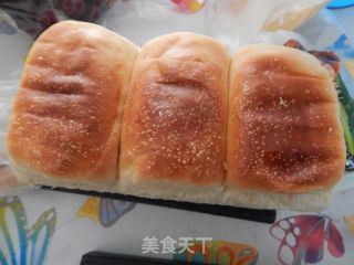 早餐-香肠芝士吐司片的做法步骤：1