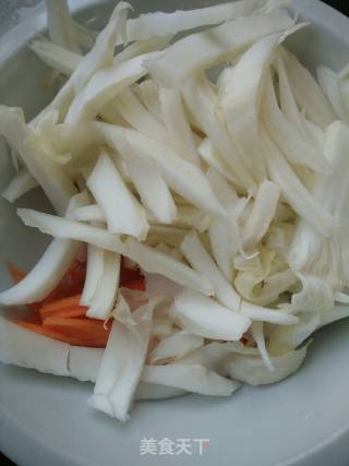 大白菜炒肉丝的做法步骤：3