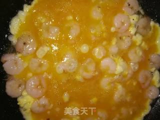 虾仁滑蛋的做法步骤：7