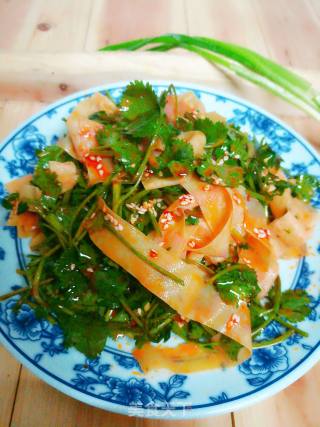 红油香菜拌豆皮的做法步骤：7