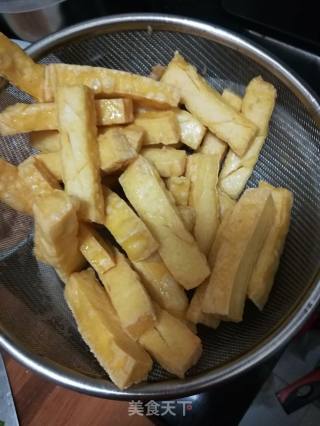 肉丝炒豆干的做法步骤：2
