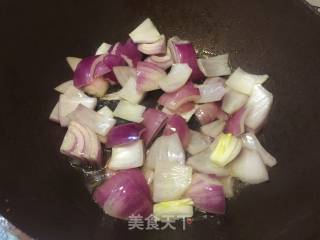 咖喱牛排骨炖土豆的做法步骤：10