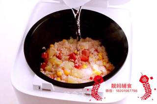 红肠焖饭的做法步骤：7