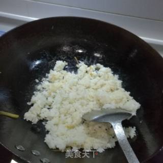 什锦炒饭的做法步骤：3