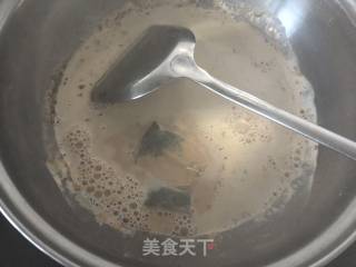 焦糖奶茶的做法步骤：4