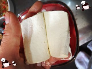 仙草阁私房菜（素食主义）--腊月二十三小年香菇瓤豆腐的做法步骤：3