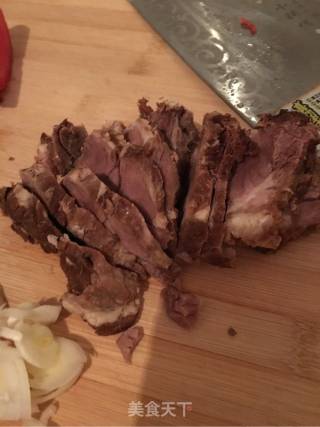 番茄牛肉海参面的做法步骤：2