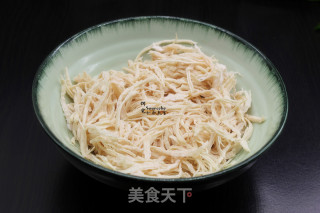 麻油手撕鸡胸肉的做法步骤：4