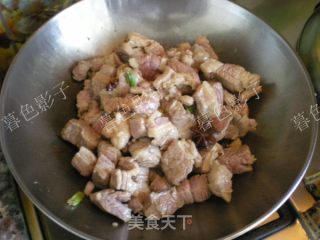 炖牛腩的做法步骤：7