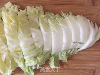 鱼香白菜的做法步骤：1