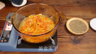 意大利蒜香罗勒炖鱼的做法步骤：3