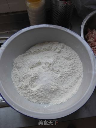 饼子的做法步骤：1