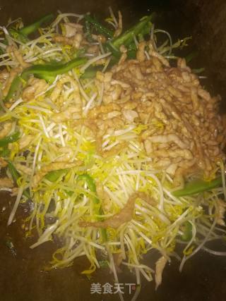 松柳芽炒肉丝的做法步骤：6
