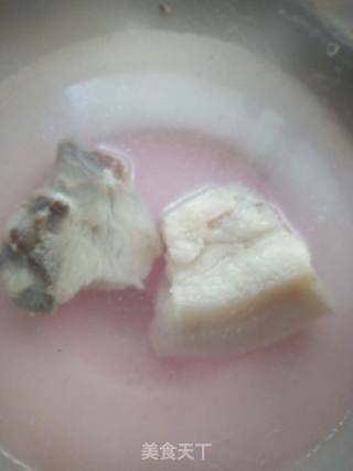 蒜泥白肉的做法步骤：2