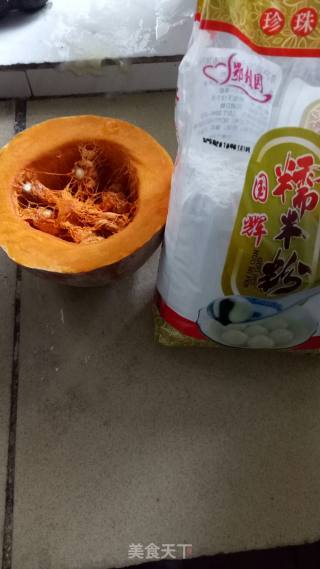 南瓜年糕汤圆的做法步骤：1