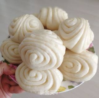 简单易学的花卷的做法步骤：6