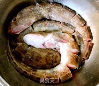鲶鱼炖豆腐的做法步骤：2