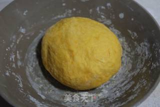 红豆沙花包的做法步骤：6
