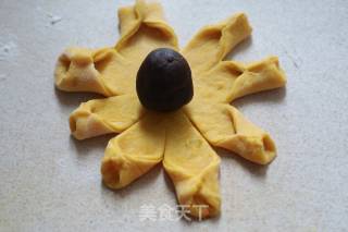 红豆沙花包的做法步骤：12