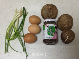 风味香菇炒鸡蛋的做法步骤：1