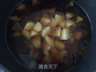 土豆炖牛腩的做法步骤：7