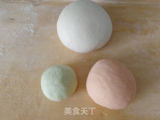 蔬菜汁花式馒头的做法步骤：1