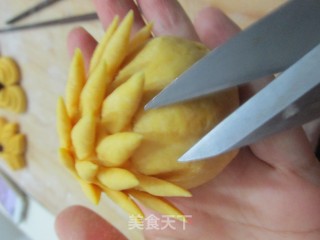 蒸个小刺猬财运带到家的做法步骤：6