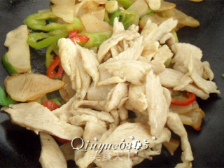 鸡肉炒菊竽的做法步骤：7