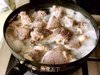 酱卤牛肉的做法步骤：2