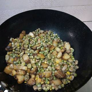 妈妈的味道——腊肉烧豌豆米的做法步骤：8
