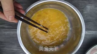 芹香鸡蛋糕的做法步骤：2