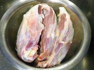 酱牛肉的做法步骤：1