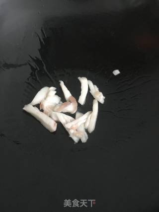 猪油渣炒芥蓝菜的做法步骤：4