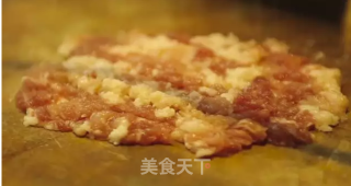 潮音潮人：葱香肉末菜脯煎蛋的做法步骤：2