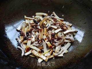 香干肉丝的做法步骤：8