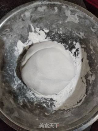 糖油粑粑的做法步骤：2