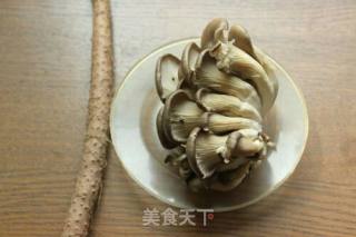 平菇炒山药的做法步骤：1